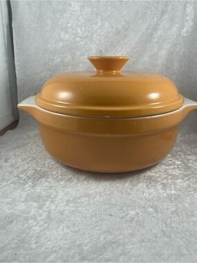 Emile Henry France Citron 8 1/2” Dutch Oven